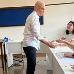 Acompanhado de seguranças, Alexandre de Moraes vota em São Paulo e sai sem falar com a imprensa