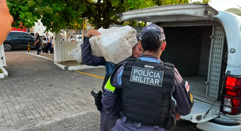 drogas escondidas em vala